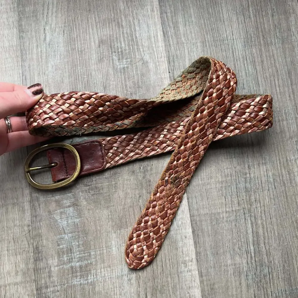 Vintage American Eagle Women's Brown Gold Braided Leather Belt‎